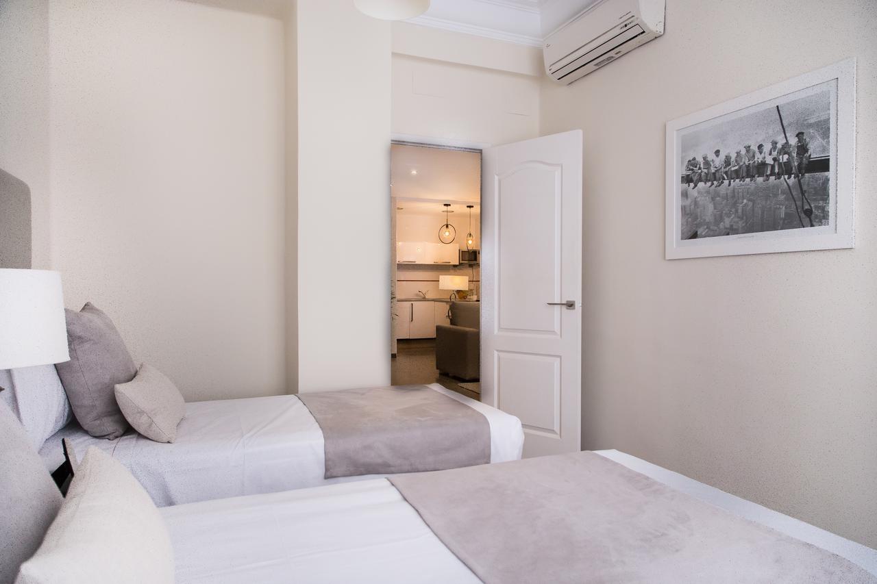 Oliag Apartment Ruzafa Mid-Term Valencia Exterior photo